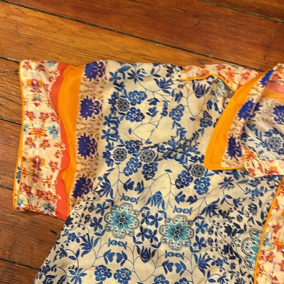 Johnny Was 100% silk tunic - Picture 3 of 5